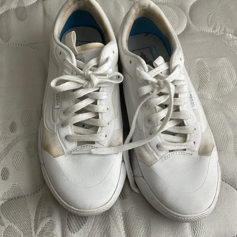 Ultrarange vans